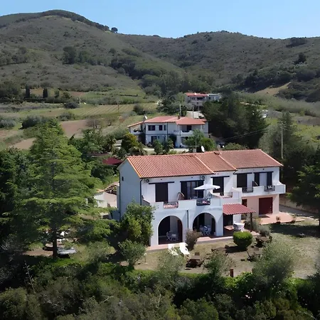 Casa Golfi Di 別荘