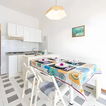 Casa Golfi Di بيت للعطل