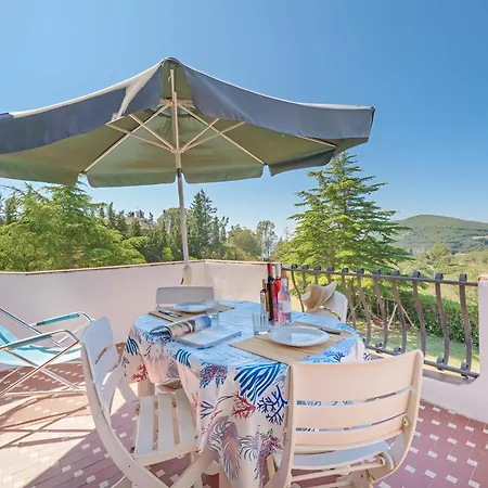 بيت للعطل Casa Golfi Di لاكونا