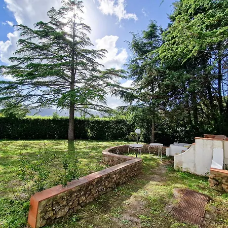 Casa Golfi Di بيت للعطل
