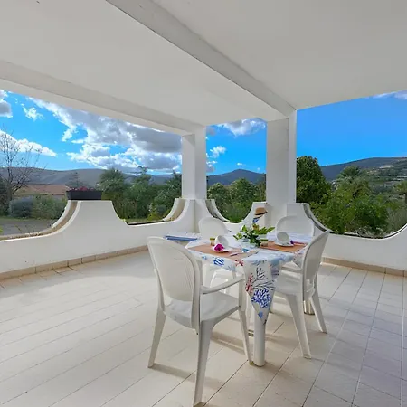 Casa Golfi Di بيت للعطل