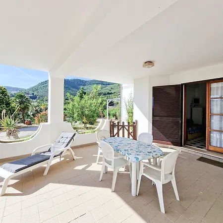 بيت للعطل Casa Golfi Di *