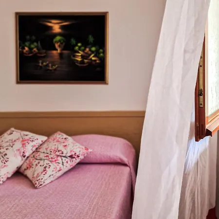 Casa Golfi Di بيت للعطل