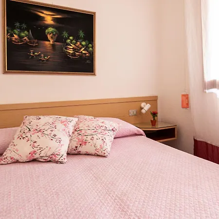 Casa Golfi Di بيت للعطل لاكونا