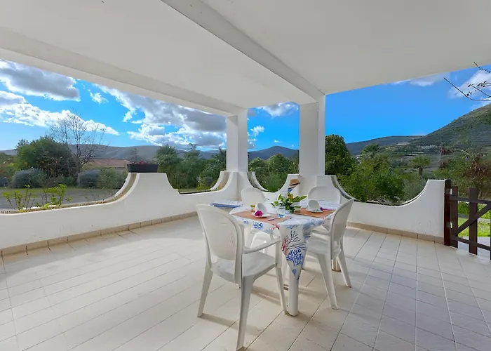 Casa Golfi Di 別荘 ラコナ