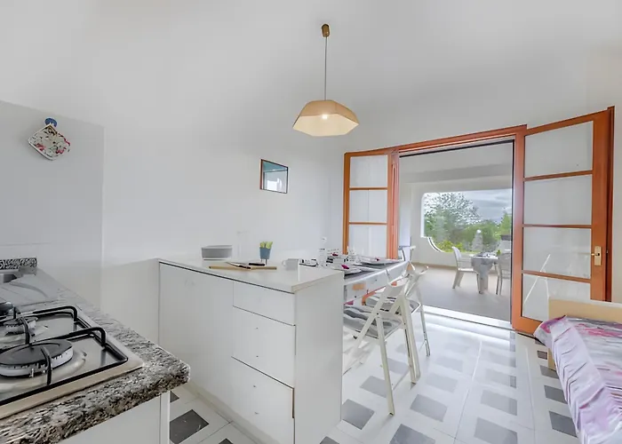 Casa Golfi Di 別荘 ラコナ