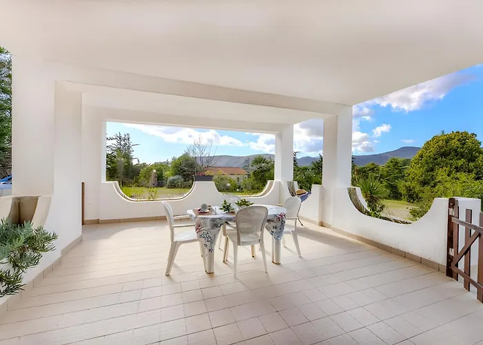 Casa Golfi Di 別荘 ラコナ