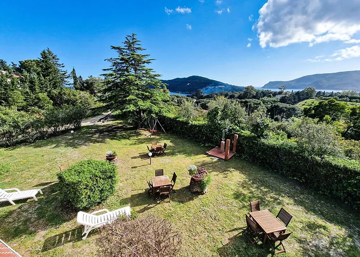 別荘 Casa Golfi Di *