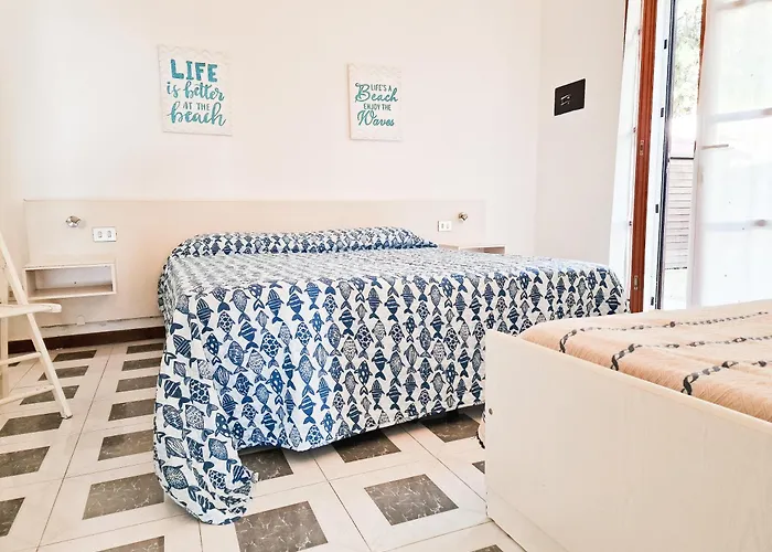 Casa Golfi Di 別荘 *