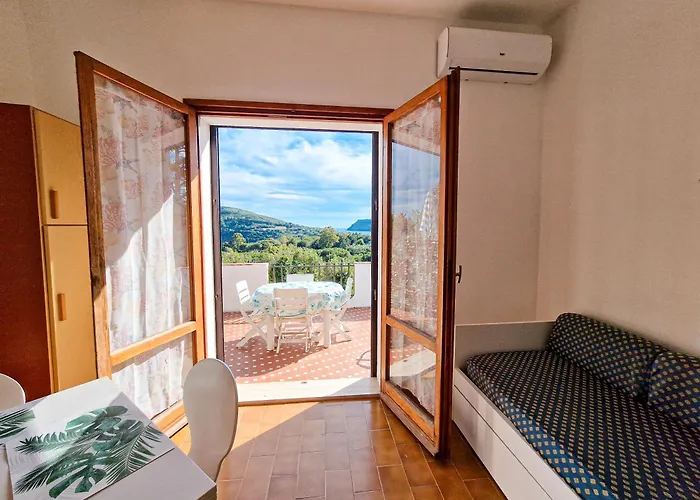 Casa Golfi Di 別荘 ラコナ