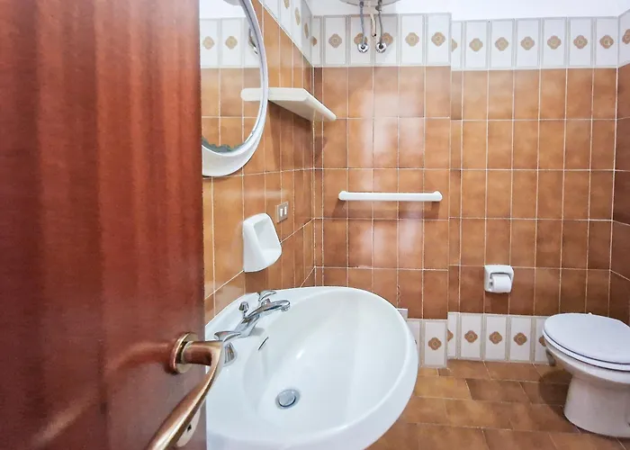 Casa Golfi Di 別荘 ラコナ