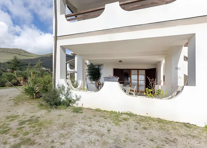 Casa Golfi Di 別荘 ラコナ