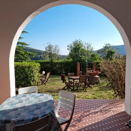 Casa Golfi Di 펜션