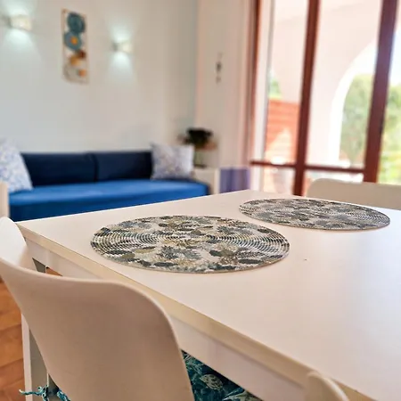 Casa Golfi Di 펜션 라코나